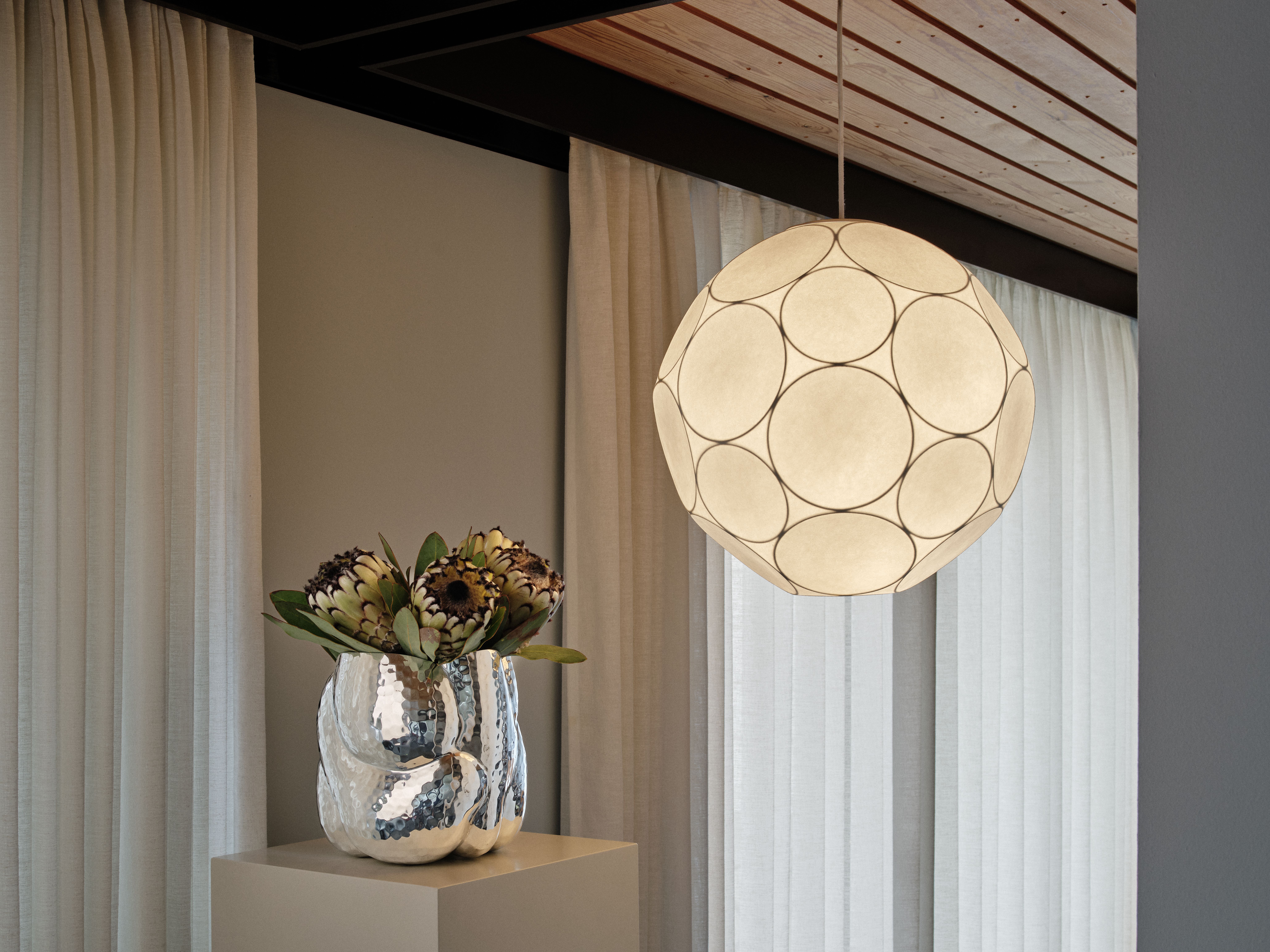 Soft Medium Pendant | White Sprayed TPU | Tom Dixon